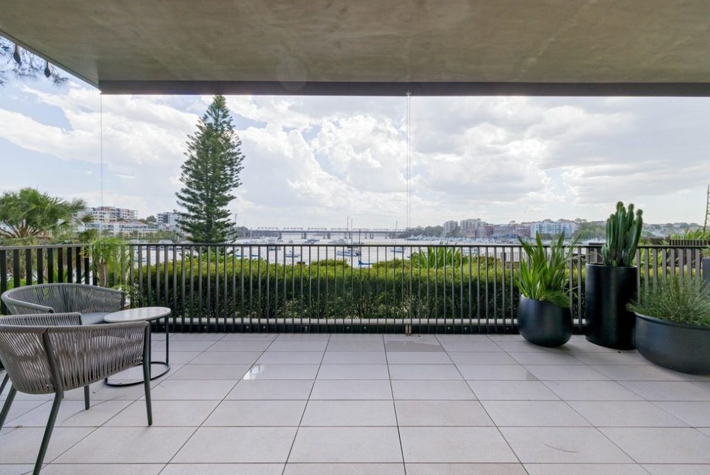Waterfront Unit